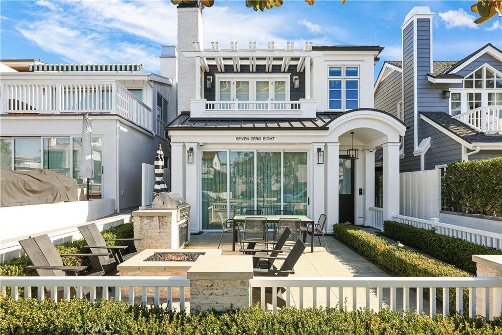 708 Heliotrope Avenue, Corona Del Mar