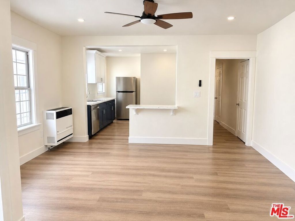 750 S New Hampshire Avenue, Los Angeles
