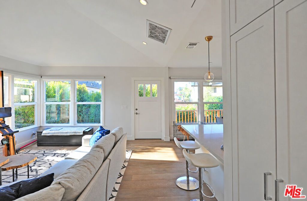 955 9th Street # 955, Santa Monica