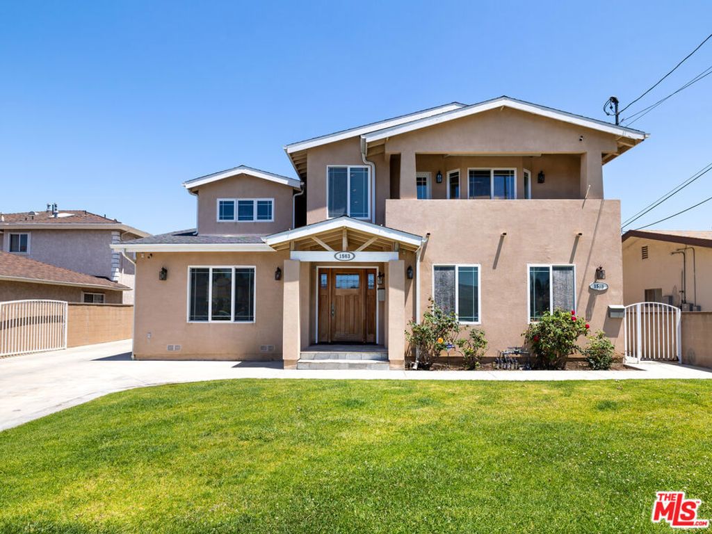 1563 W 218th Street, Torrance