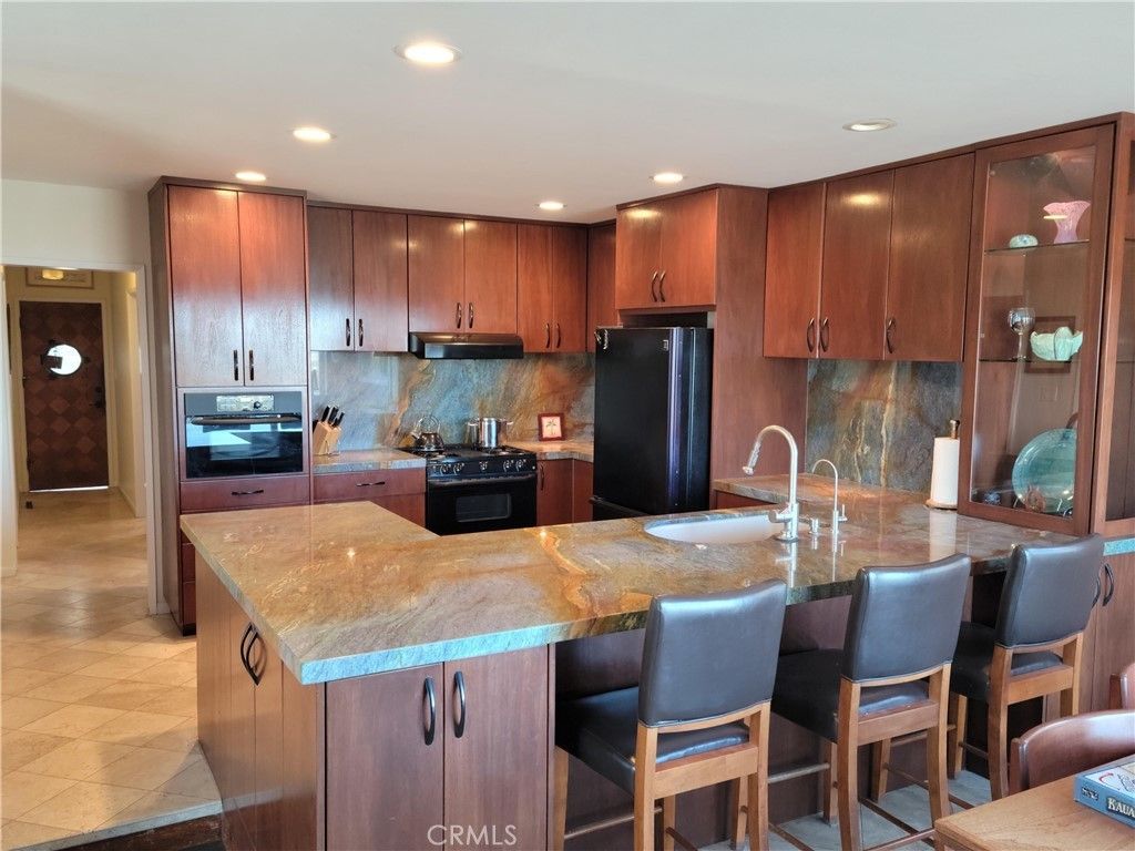 16693 S Pacific, Sunset Beach