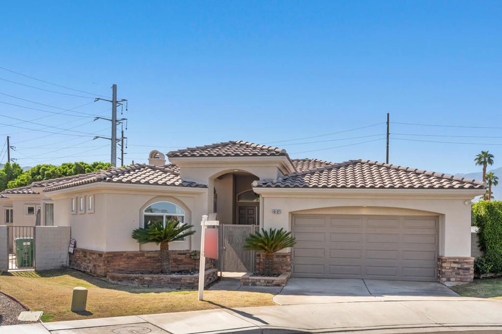 40921 Hovley Court, Palm Desert