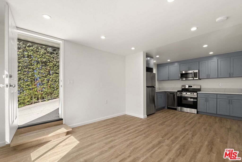 8824 1/2 Harratt Street, West Hollywood