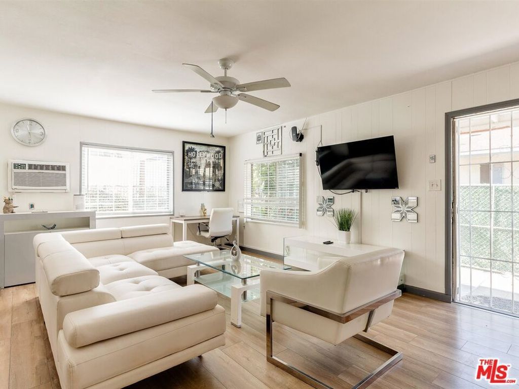 138 S Madison Avenue, Los Angeles