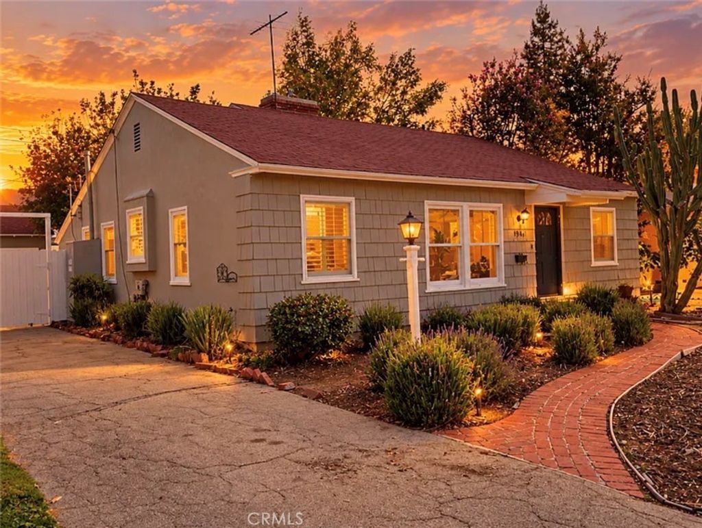 6548 Colbath, Van Nuys