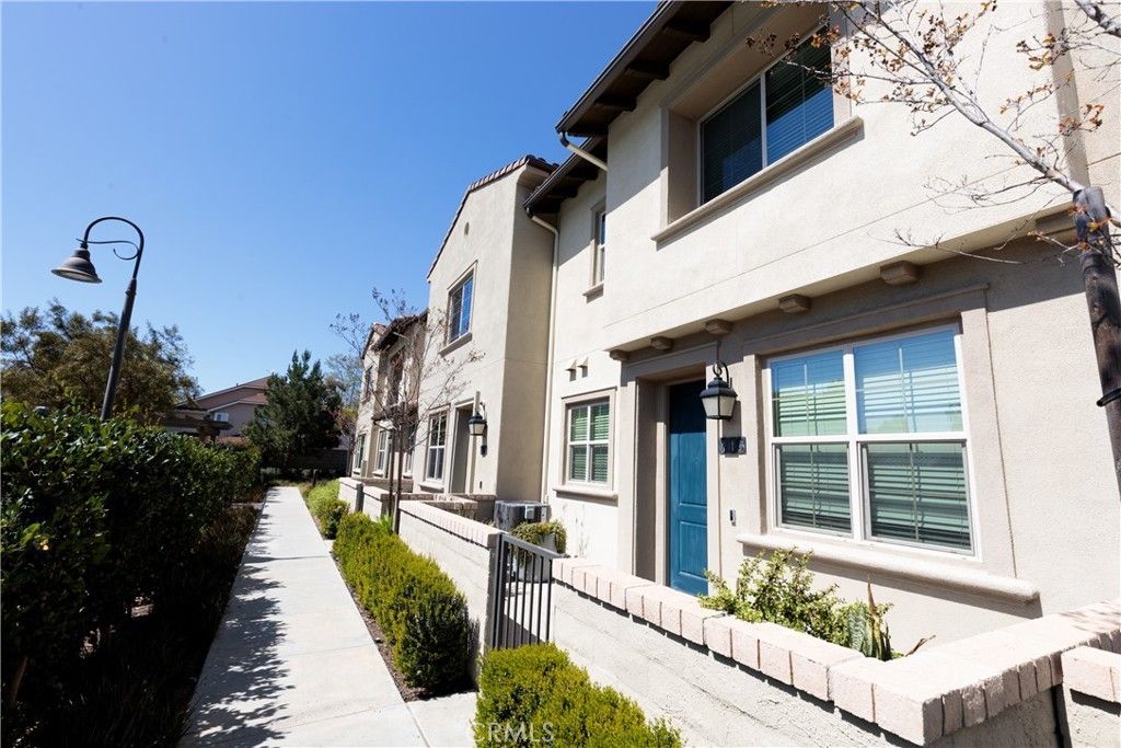 113 Lantana, Stanton