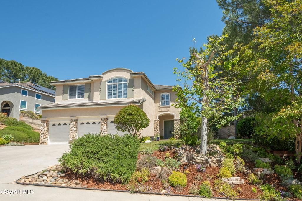 850 Ellesmere Way, Oak Park