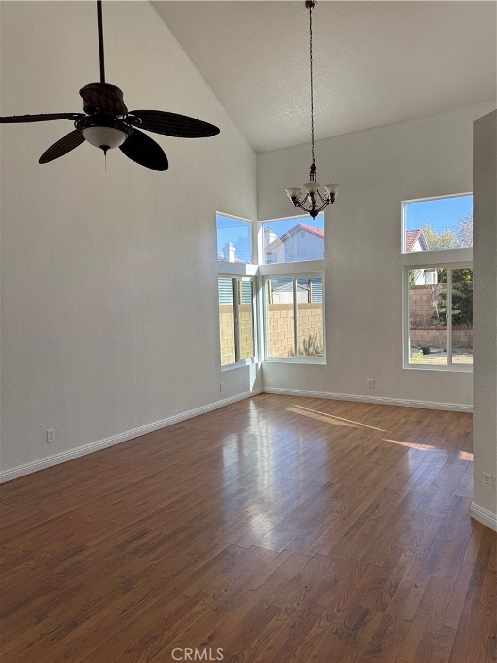 1124 Amorosa, Lancaster