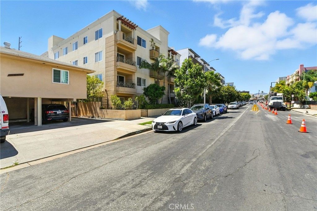 1241 S Westgate Avenue # 202, Los Angeles