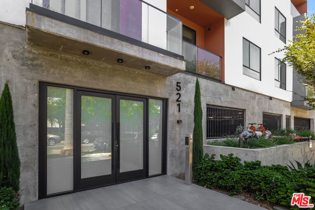 521 N Gramercy Place # 306, Los Angeles