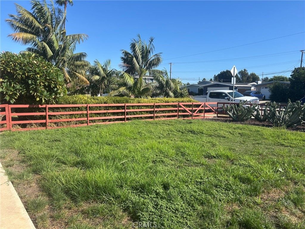 248 Wake Forest, Costa Mesa