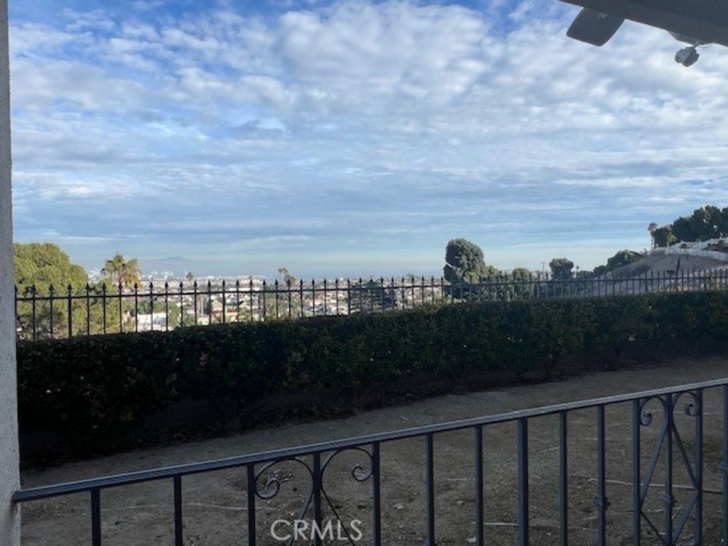 2020 S Western Avenue # 7, San Pedro