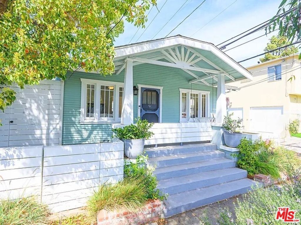 2213 Arizona Avenue # A-b, Santa Monica