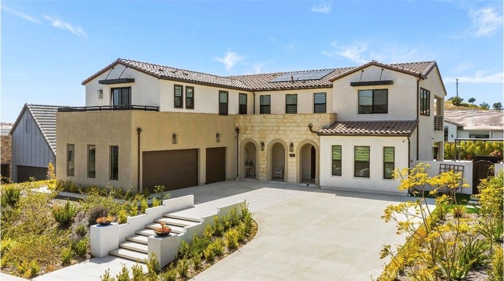 18331 Creek, Silverado