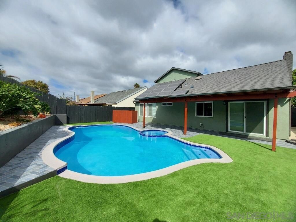 1160 Walpen, San Diego