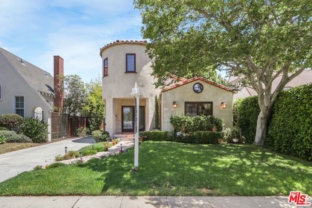 2130 Manning Avenue, Los Angeles
