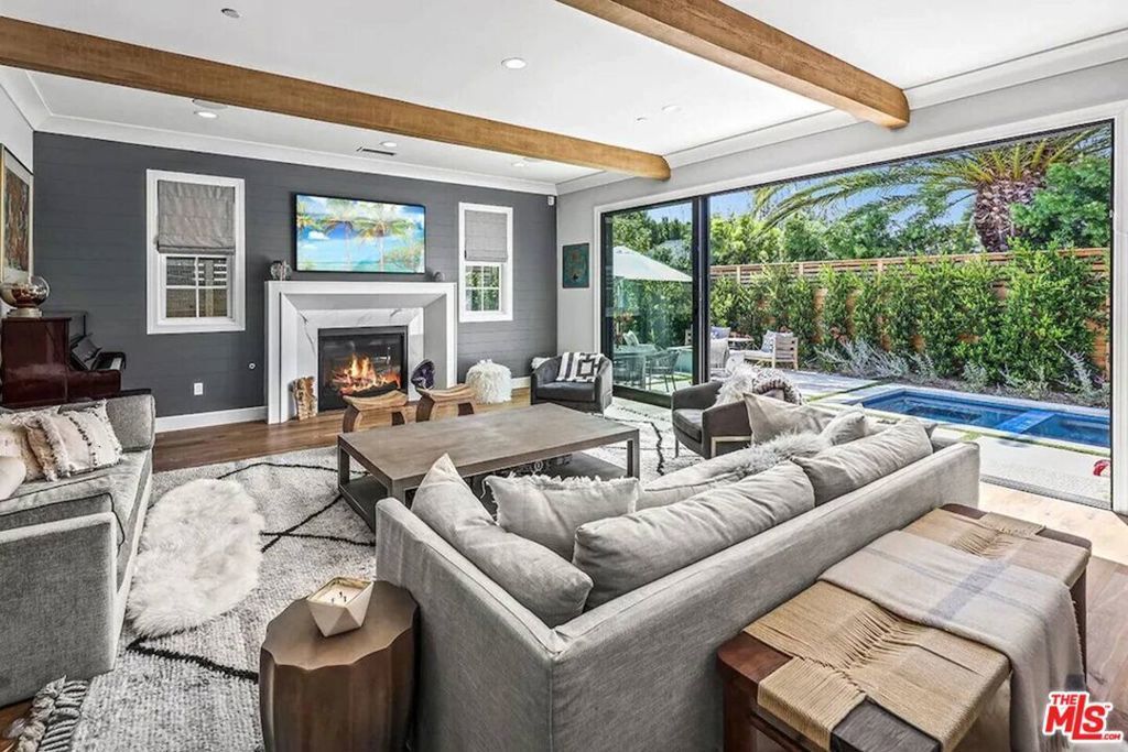 12718 Westminster Avenue, Los Angeles