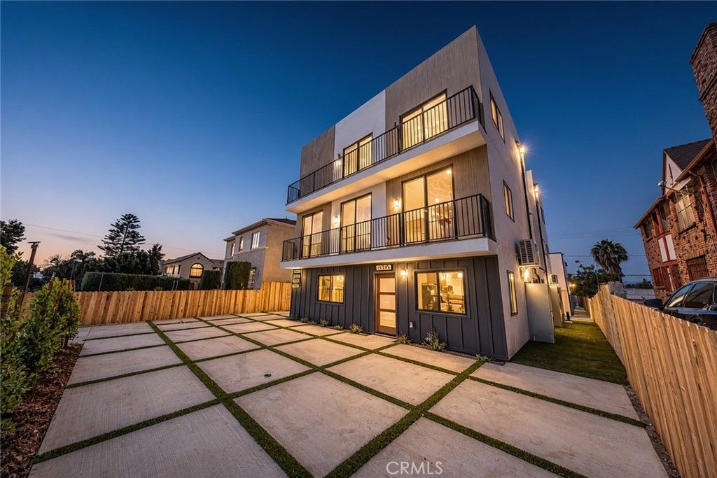 1261 S Longwood Avenue # 2, Los Angeles