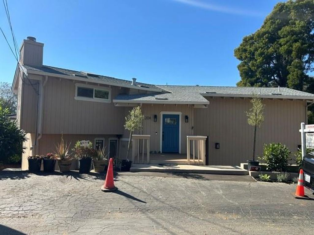 204 Bayview Court, Aptos