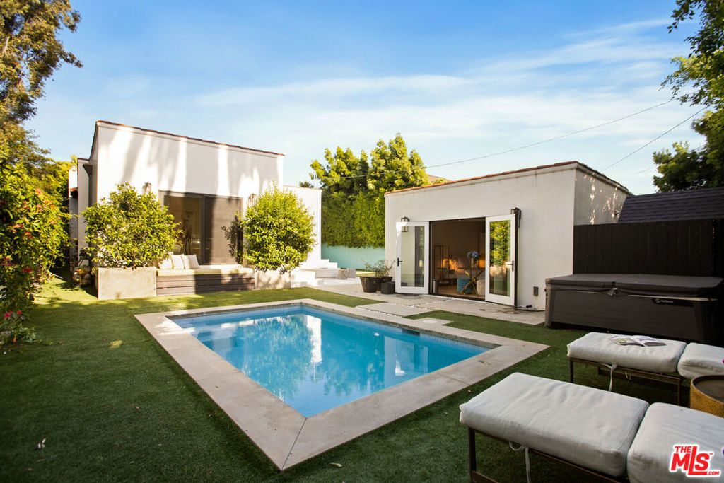 327 N Edinburgh Avenue, Los Angeles