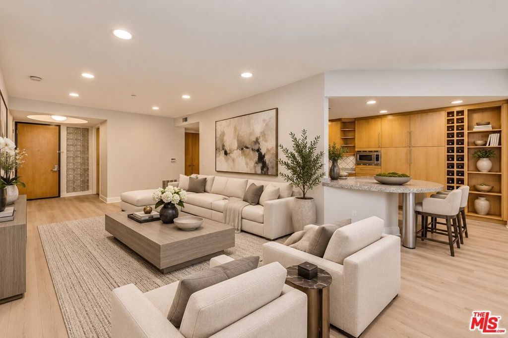 1521 Greenfield Avenue # 205, Los Angeles