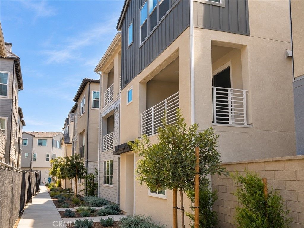 709 Sonia, Irvine
