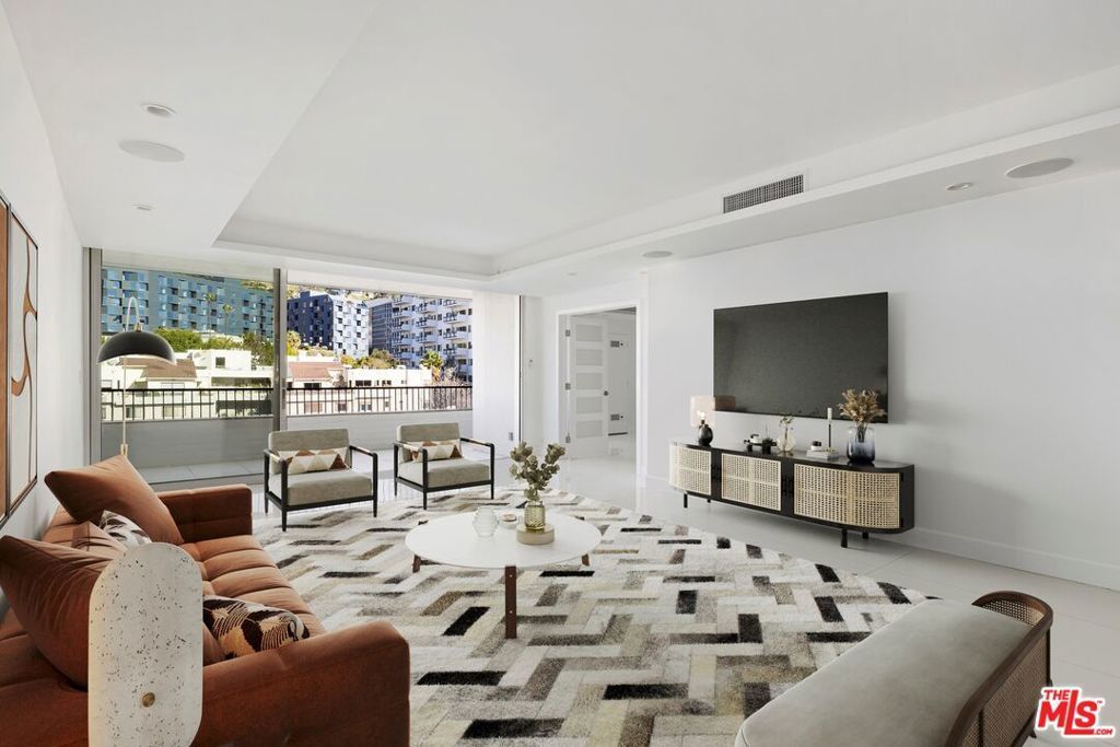 1100 Alta Loma Road # 1002, West Hollywood