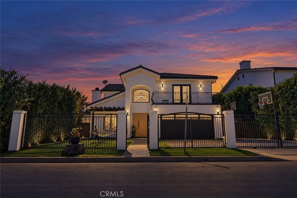 13964 Morrison Street, Sherman Oaks