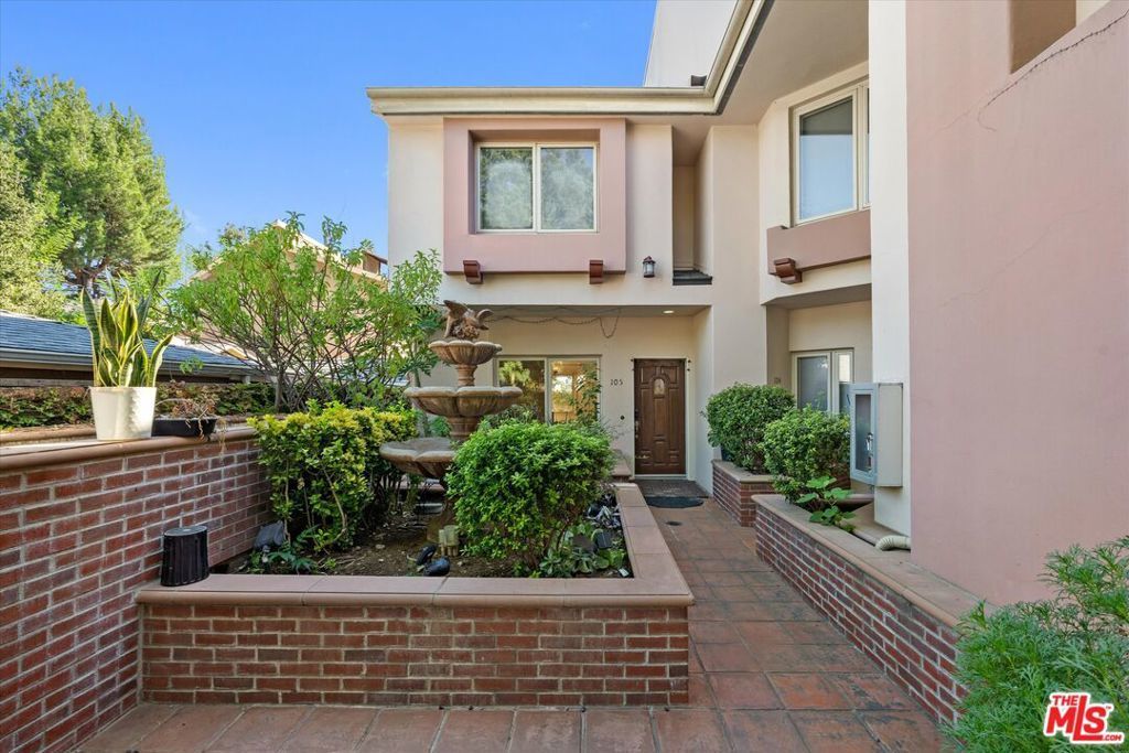 272 N Chester Avenue # 105, Pasadena