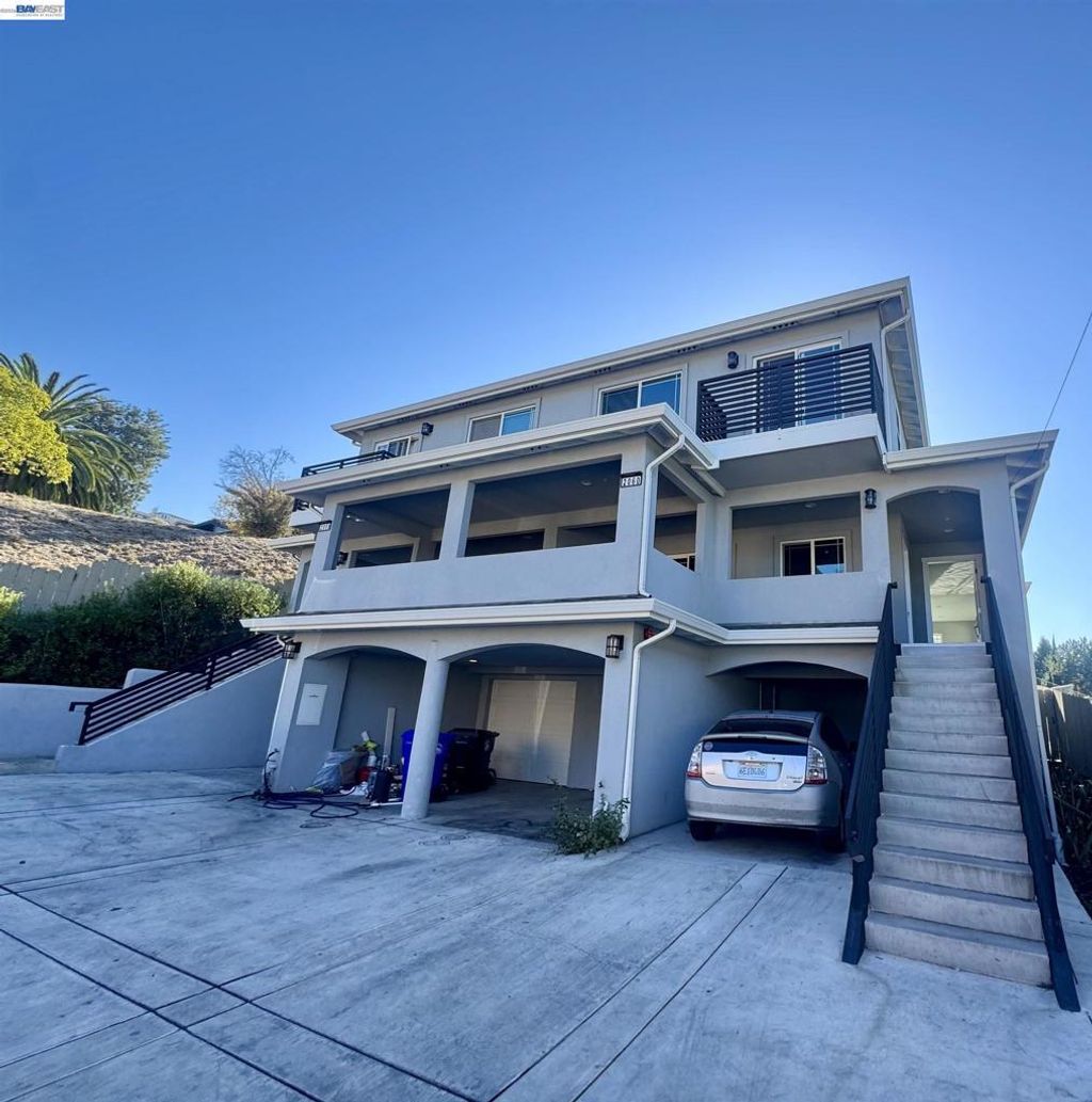 2060 Miramonte Ave, Castro Valley