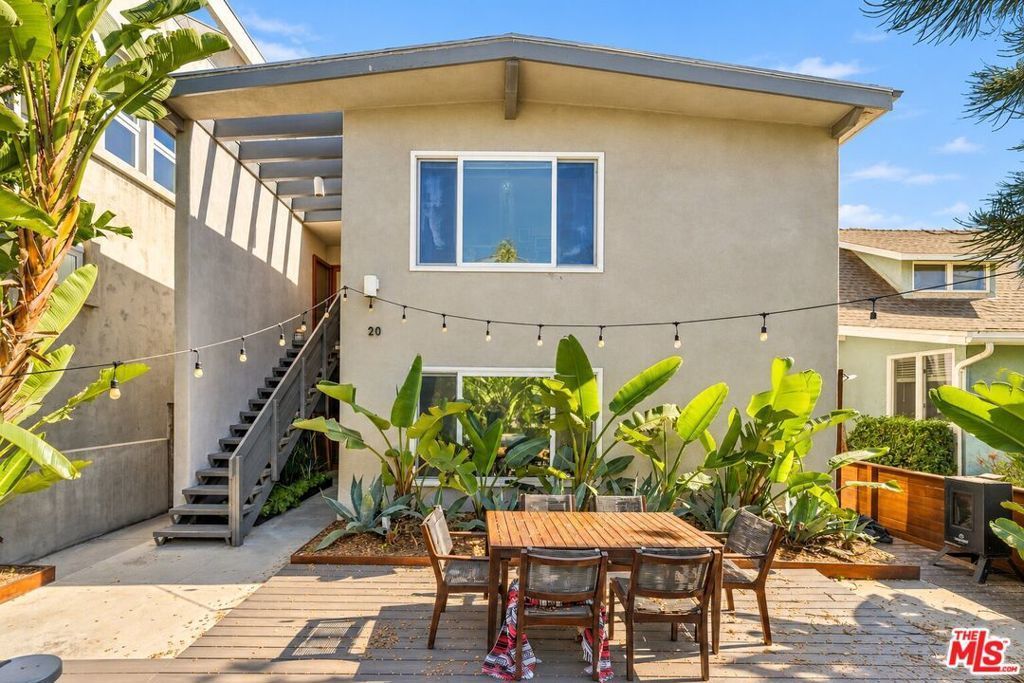 20 Eastwind Street # 2, Venice