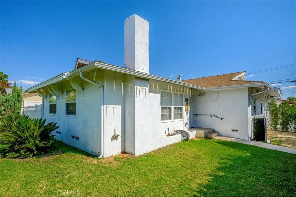 10502 Woodley Avenue, Granada Hills