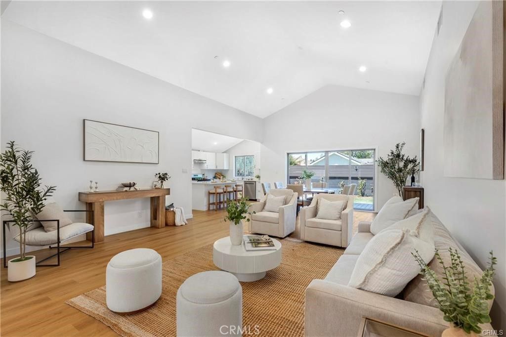 5759 Jamieson Avenue, Encino