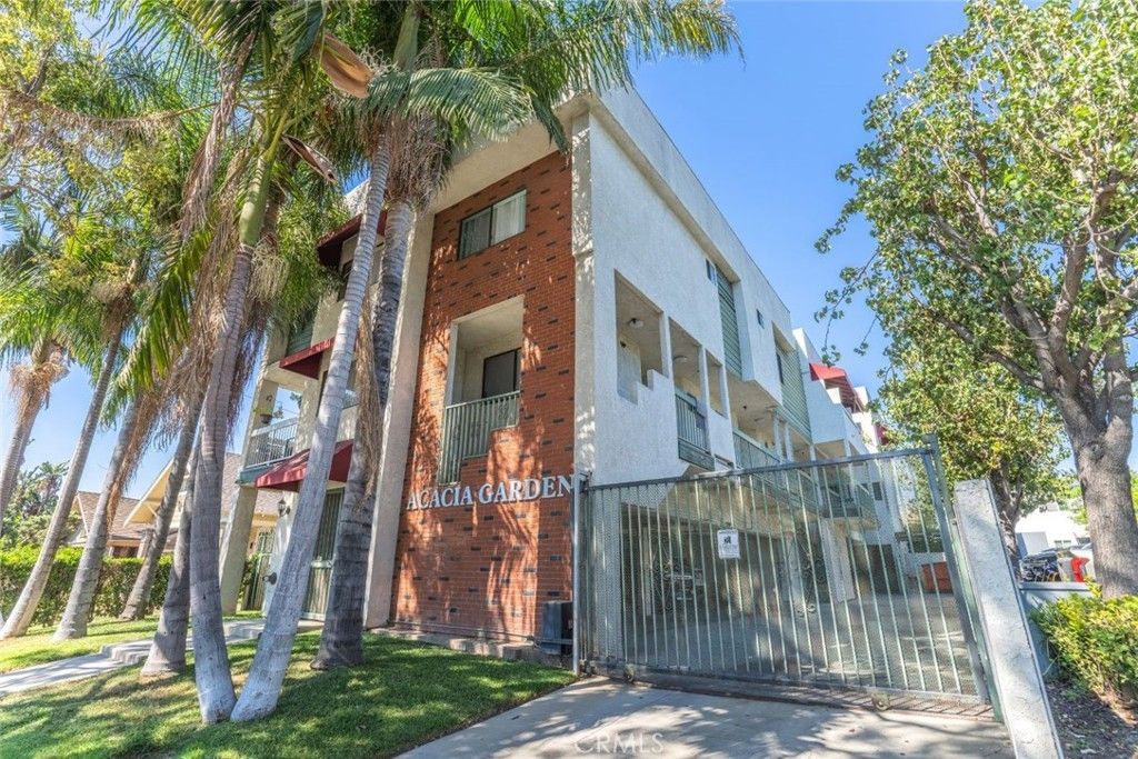 317 W Acacia #4, Glendale