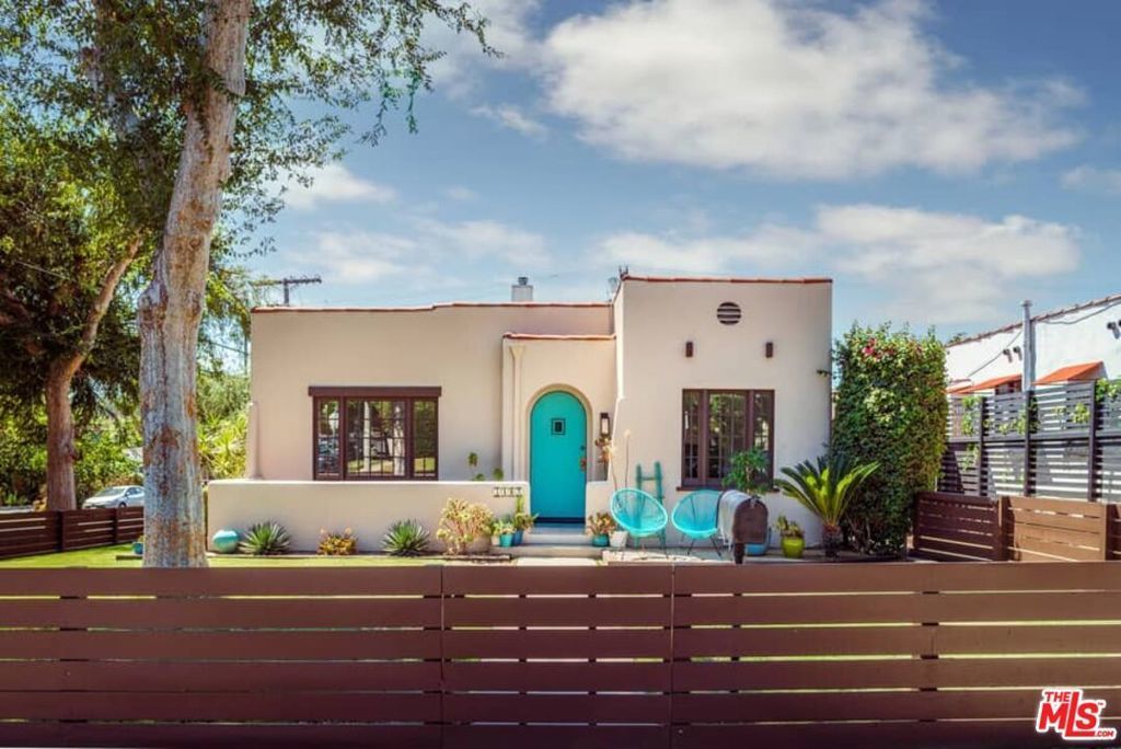 3402 Glenhurst Avenue, Los Angeles