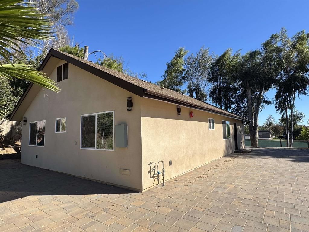 715 A Alamo Lane # A, Escondido