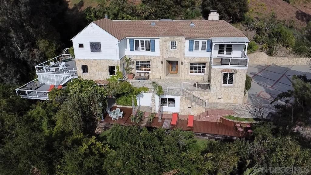 2400 Benedict Canyon Dr, Beverly Hills