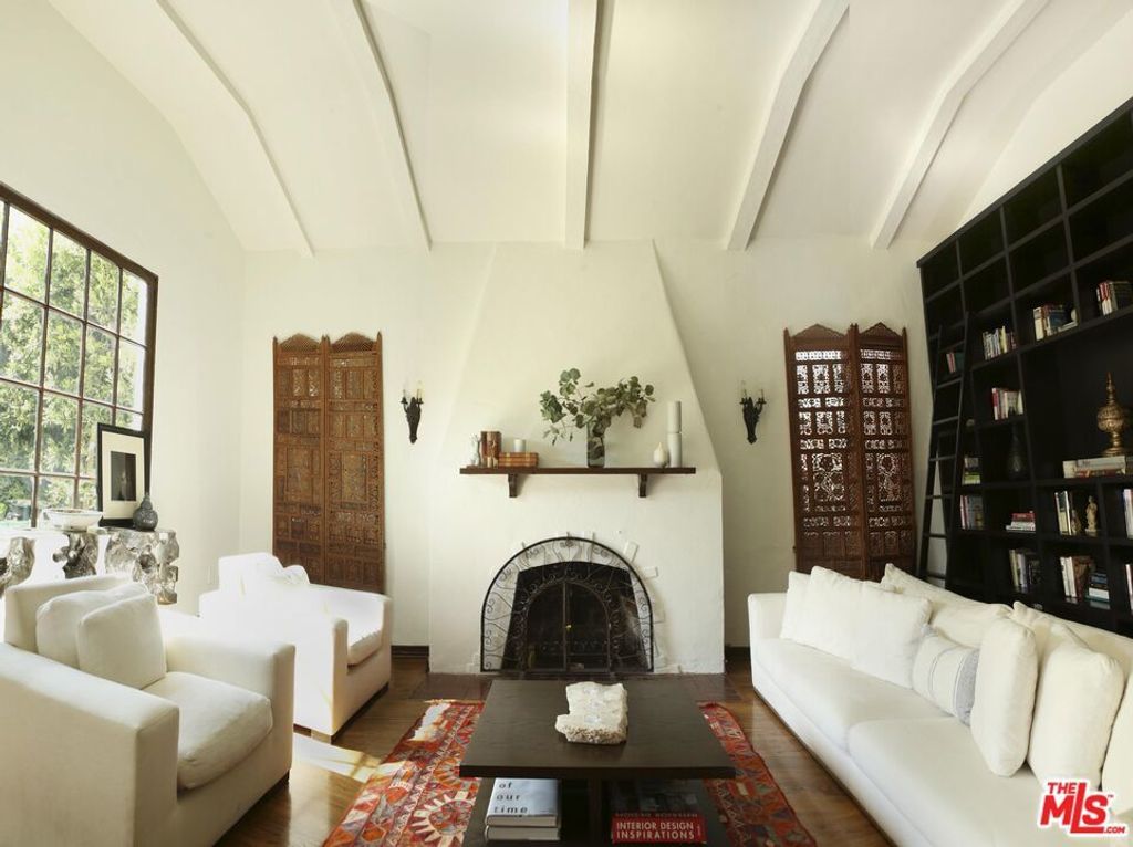146 N La Peer Drive, West Hollywood