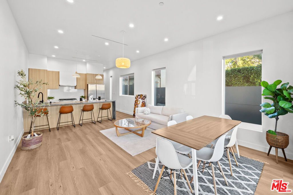 1905 S Corning Street # 2, Los Angeles