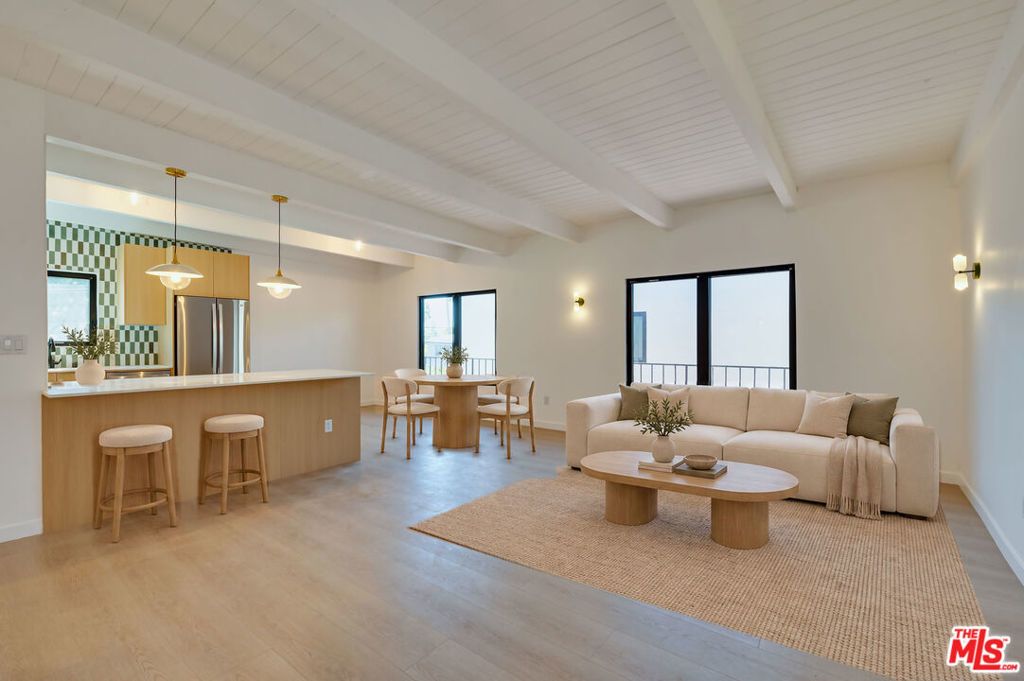 1223 Havenhurst Drive # 7, West Hollywood