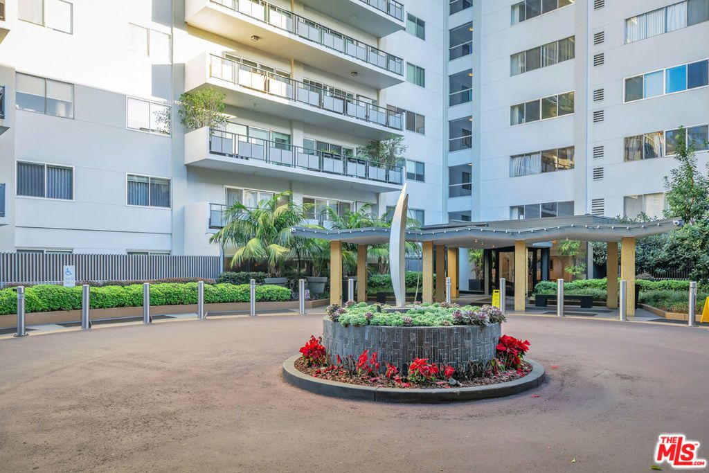 1155 N La Cienega Boulevard # 205, West Hollywood
