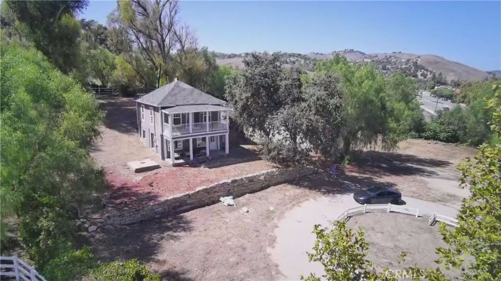 5339 Las Virgenes Rd, Calabasas