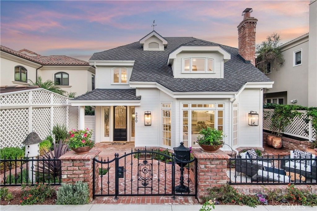 250 Poppy Avenue, Corona Del Mar