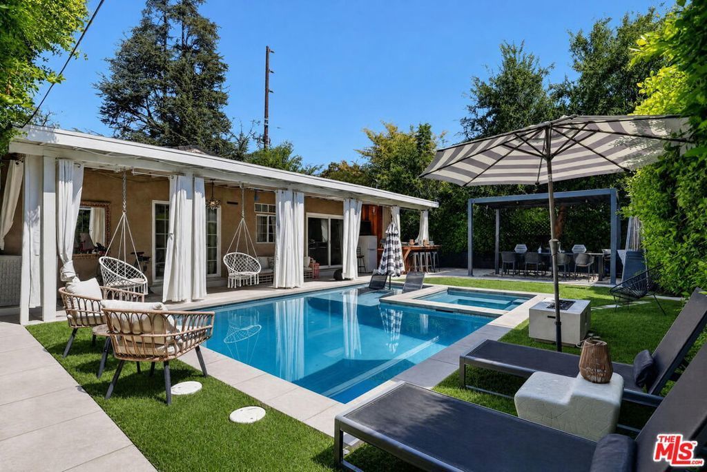 5121 Morella Avenue, Valley Village