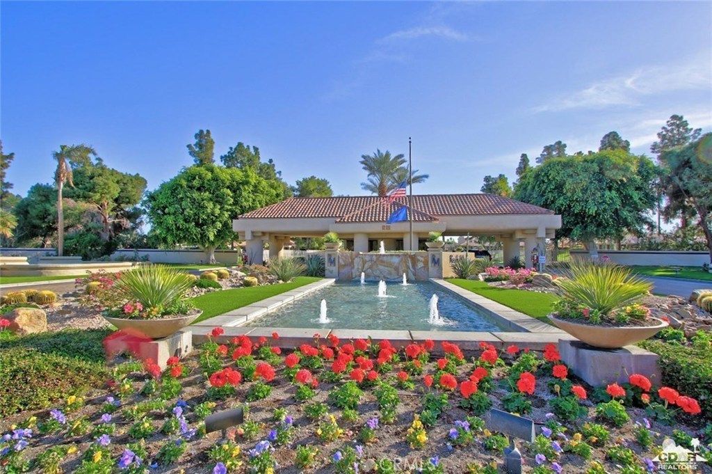 75 Kavenish Drive, Rancho Mirage