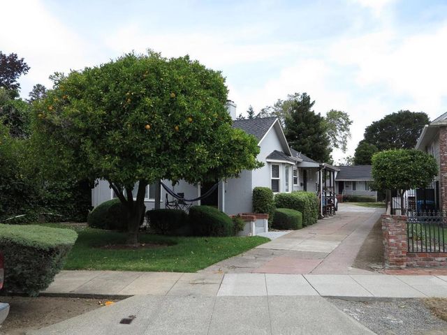 734 Linden Avenue, Burlingame