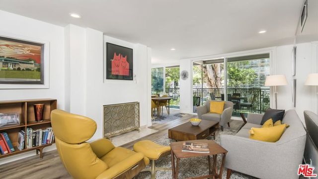 424 N Palm Drive # 101, Beverly Hills