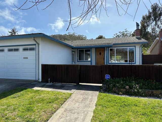 1452 Flores Drive, Pacifica