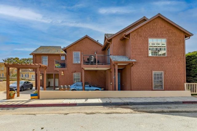 145 15th Street, Pacific Grove