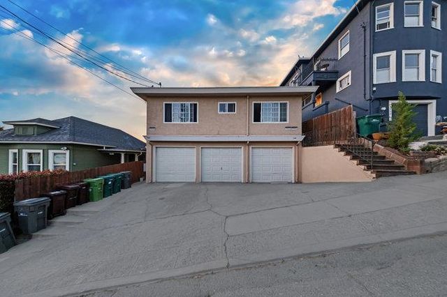2946 E 29th Street, Oakland